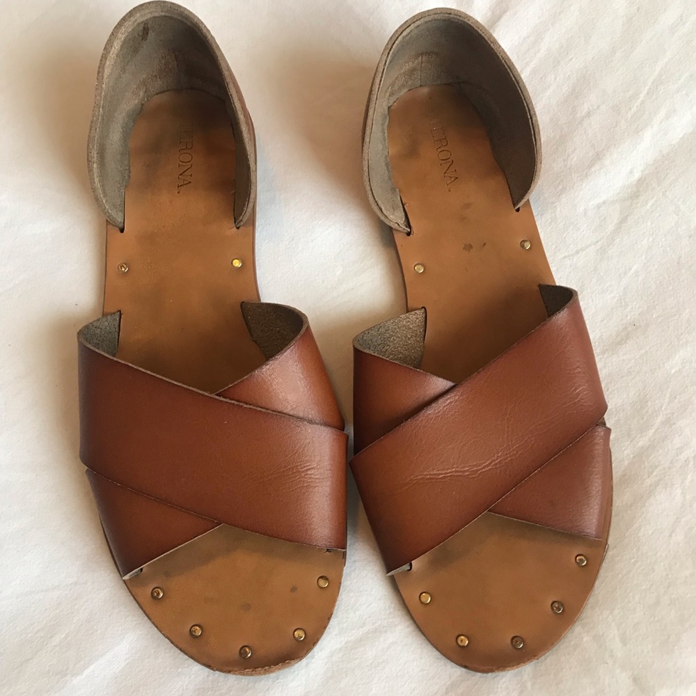 Target Cross Strap Leather Flat Sandal